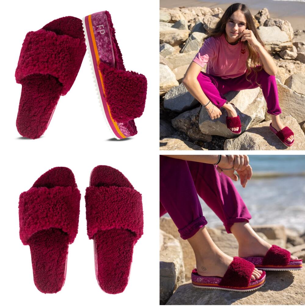 NWOB Fleks The Cito Slide | Berry | Size 8